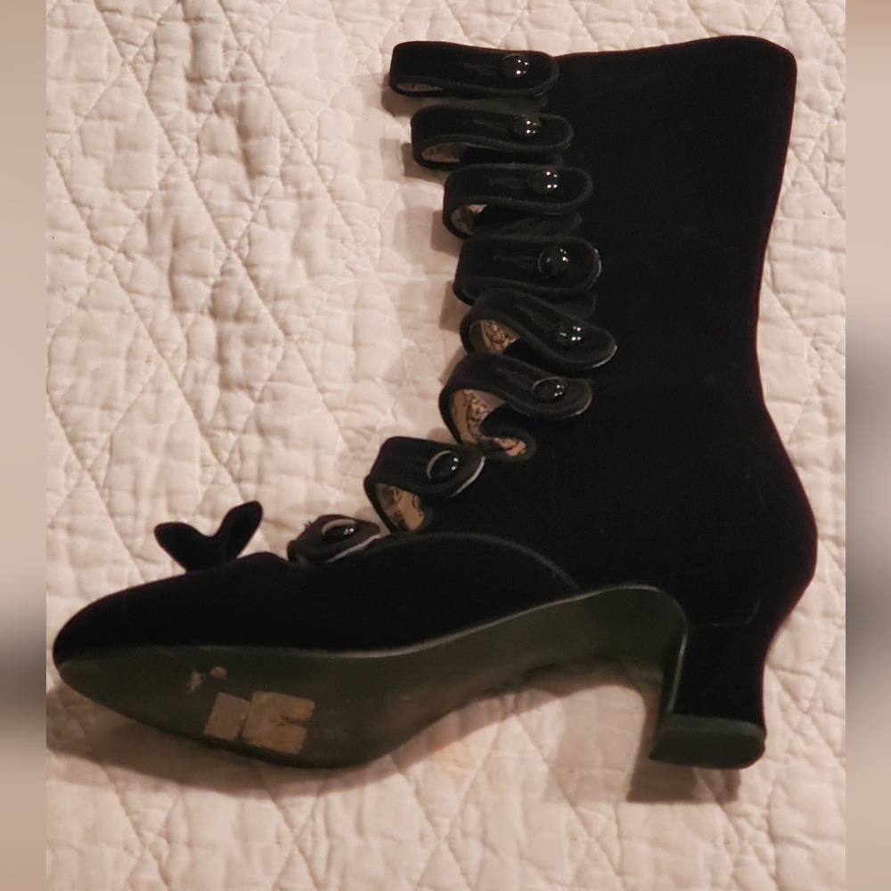 Bordello Whimsy Boots